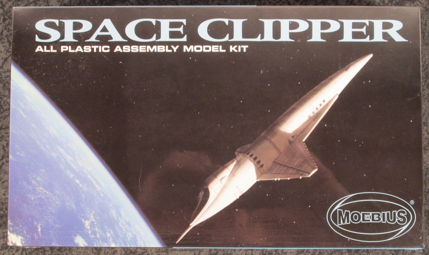 2001 Space Odyssey 1:160 scale Space Clipper Orion 
