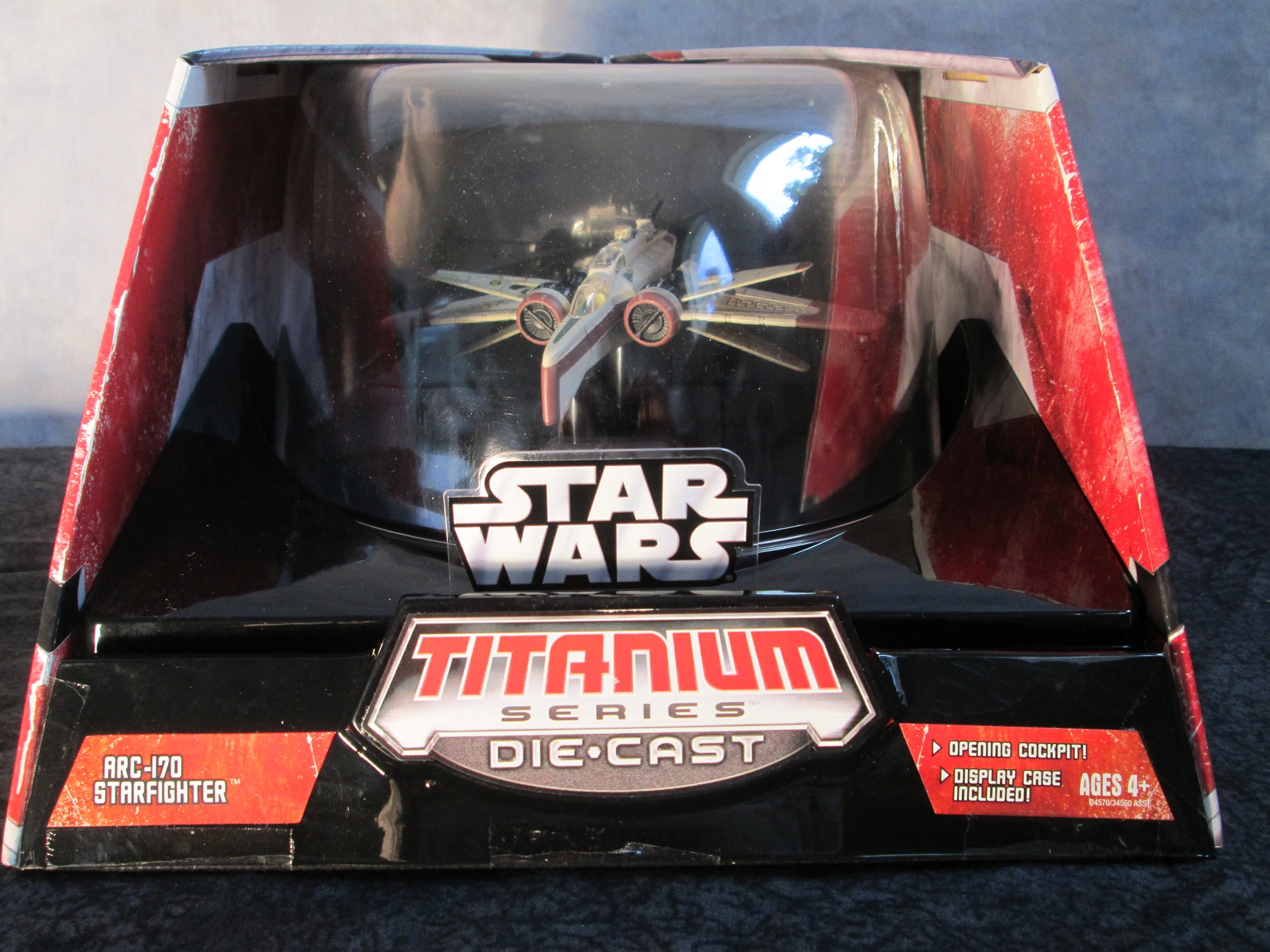 Hasbro 2005 Lucasfilm Arc-170 Starfighter titanio fundido Caja de Nave Star Wars 