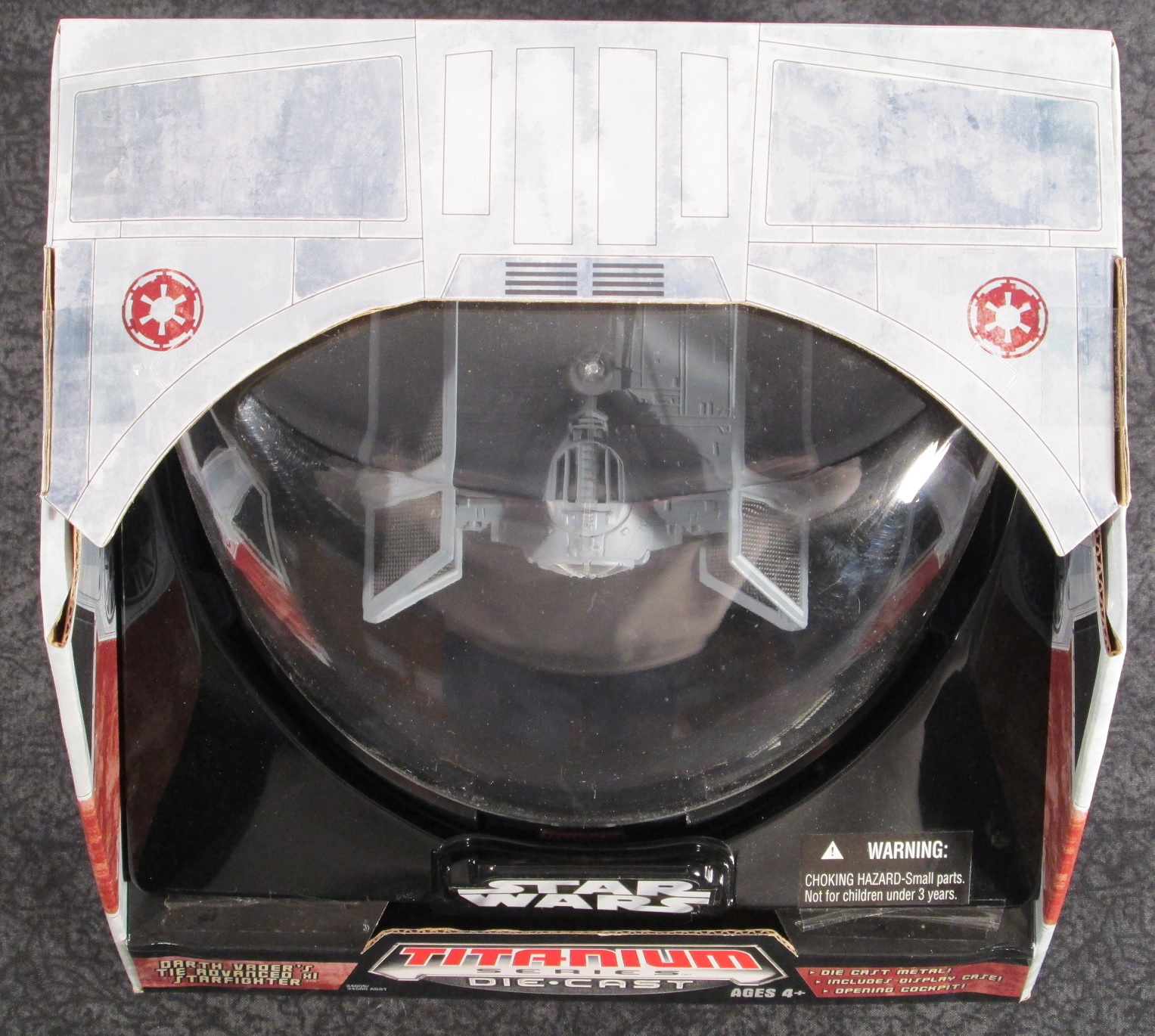 Hasbro - Star Wars Titanium Ultra Darth Vader's TIE Advanced X1 