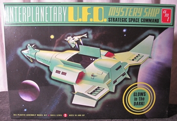 Glow-in-the-Dark Interplanetary U.F.O. Mystery Ship Plastic Model Kit 