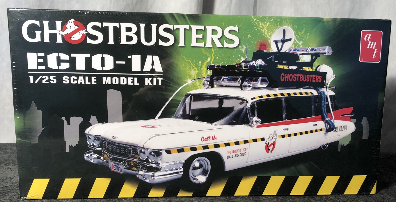 Ghostbusters 1:25 scale Ecto-1/Ecto-1A Plastic Model Kit 