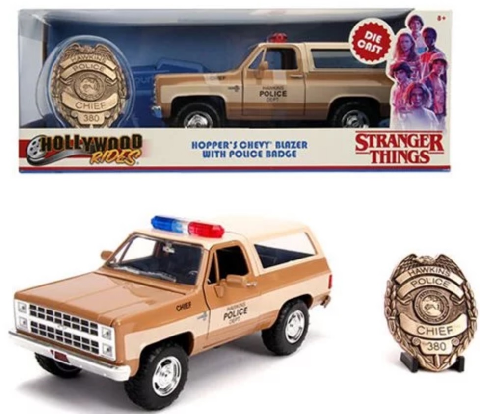 Stranger Things 1:24 scale Hopper's Chevy Blazer Die-Cast Vehicle w/ Hawkins Police Badge Replica 