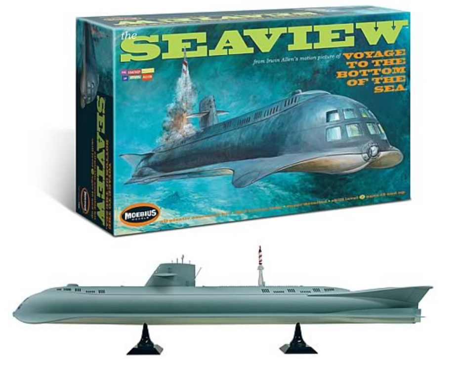 Voyage To The Bottom of the Sea Motion Picture 1:128 scale Seaview Plastic Model Kit 