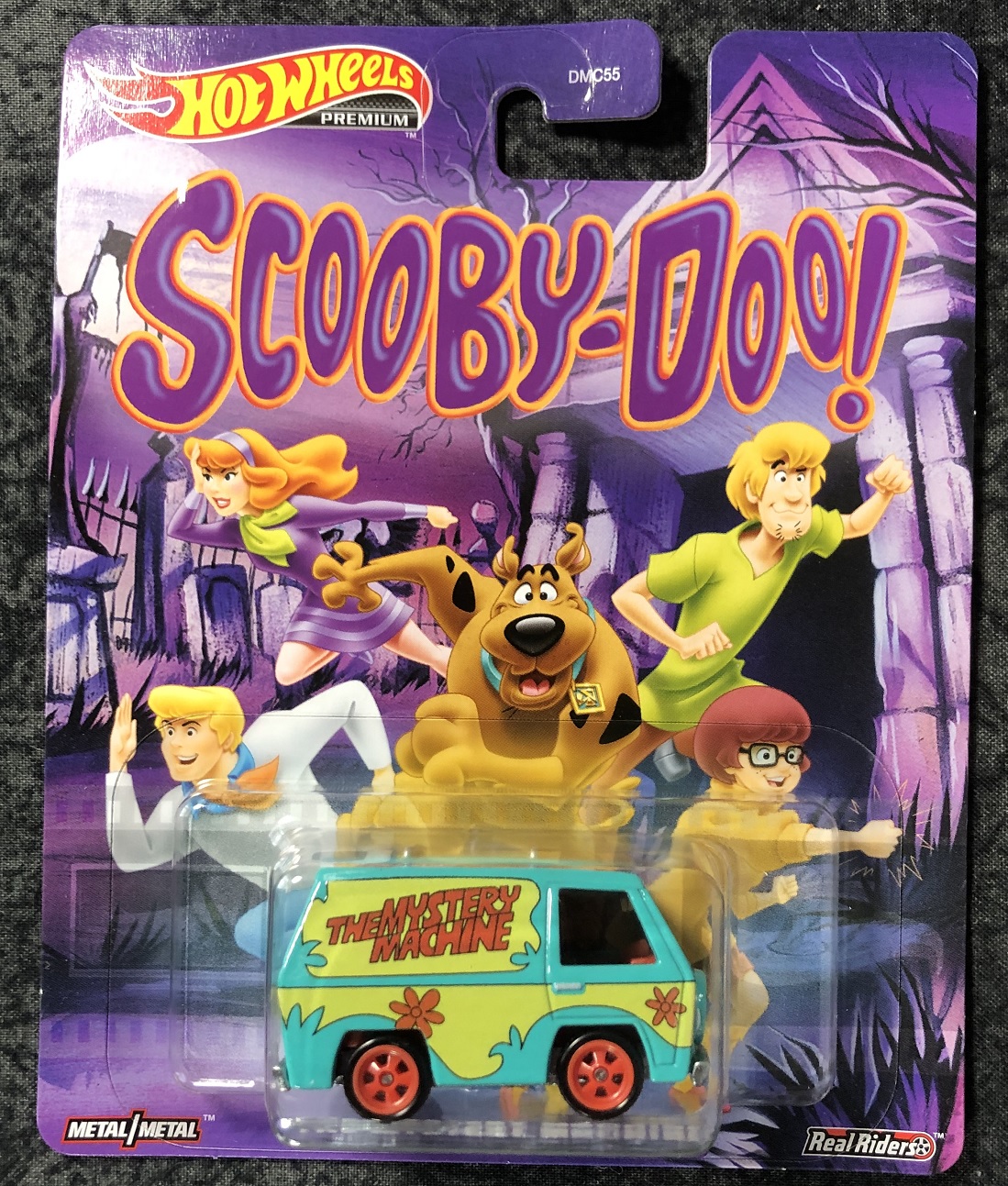 Scooby Doo 1:64 scale Mystery Machine Die-Cast Vehicle 