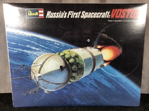 Russia's First Spacecraft: VOSTOK 1:24 scale Plastic Model Kit 
