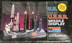 USA/USSR 1:144 scale Ballistic Missile Set Plastic Model Kit 