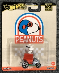 Peanuts Snoopys Doghouse Hot Rod Die-Cast Vehicle 