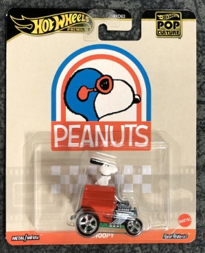 Peanuts Snoopy's Doghouse Hot Rod Die-Cast Vehicle 