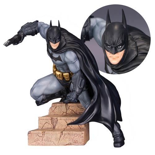 Batman 1:10 scale Arkham City Batman ArtFX+ Statue 