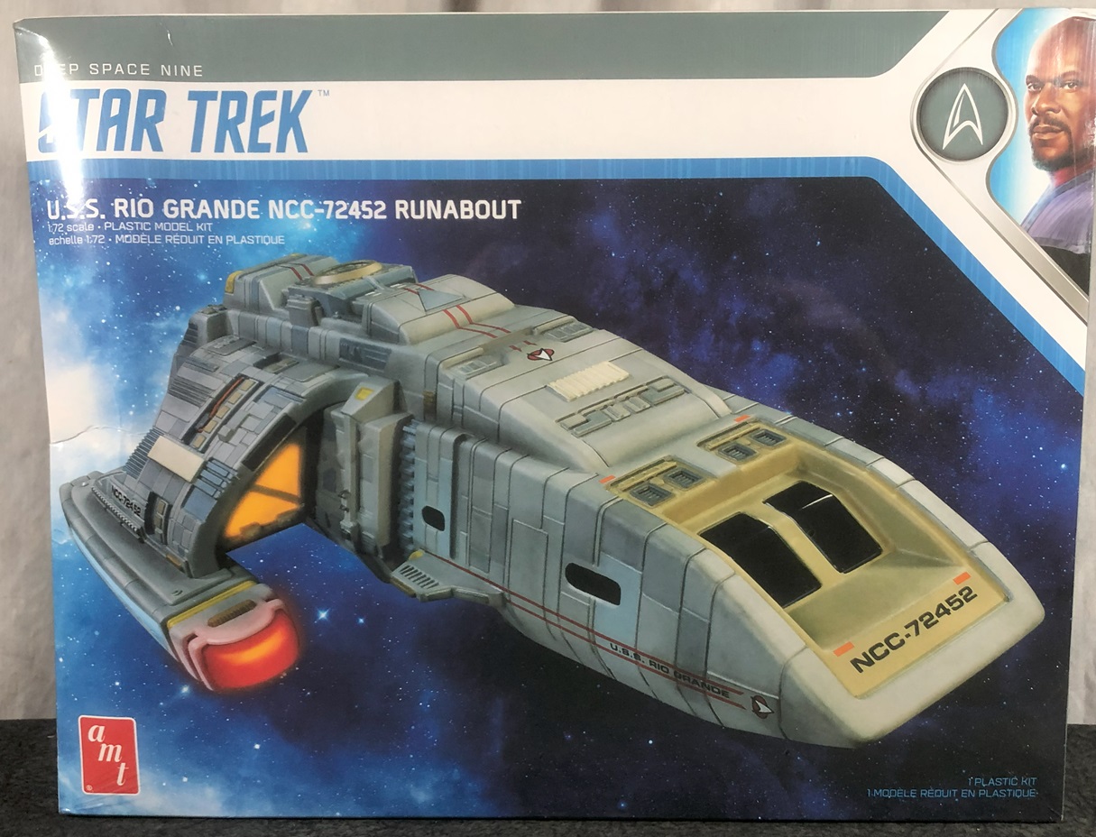 Star Trek 1:72 scale U.S.S. Rio Grande Runabout Shuttle Plasic Model Kit 