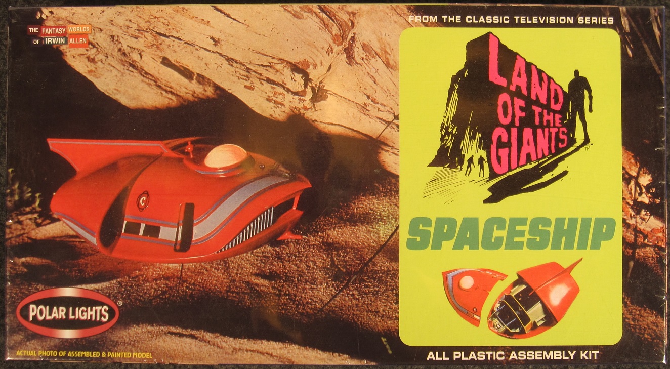Land of the Giants 1:64 Scale Spindrift Spaceship Plastic Model Kit 